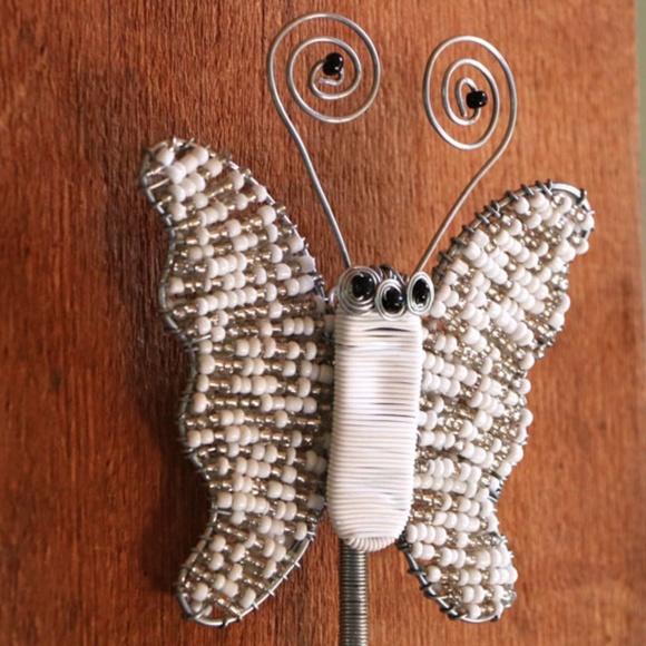 beaded butterfly wall hooks - Picture 2 of 3